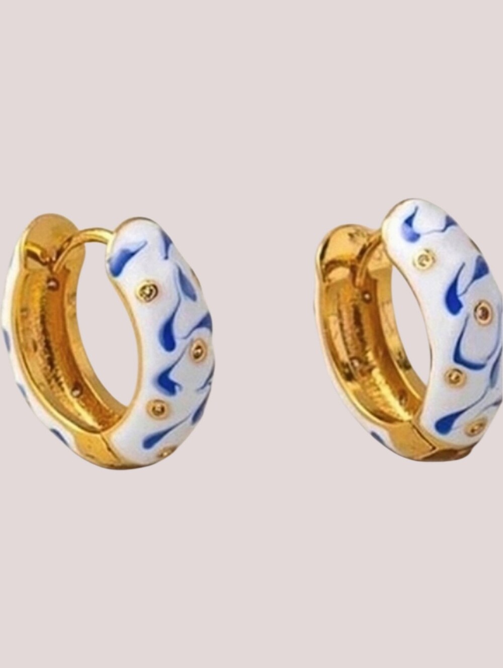Blue and white porcelain enamel drip earrings; nwot.